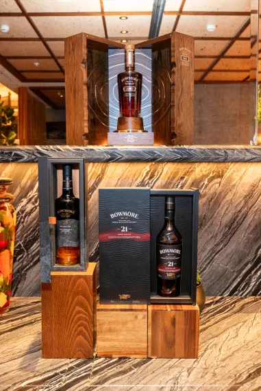 Bowmore 1965 Tasting Experience