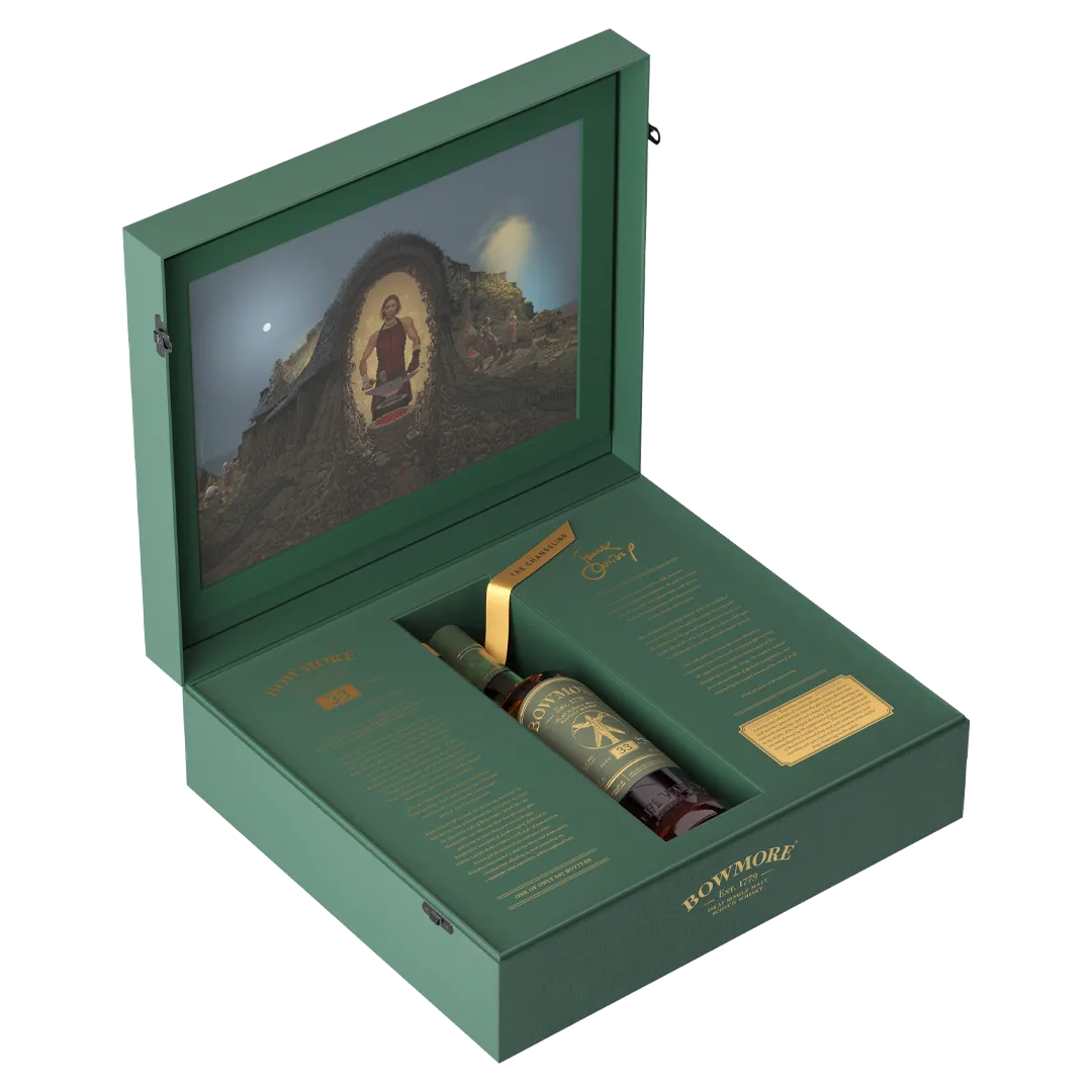 Bowmore Frank Quitely 33 Year Old