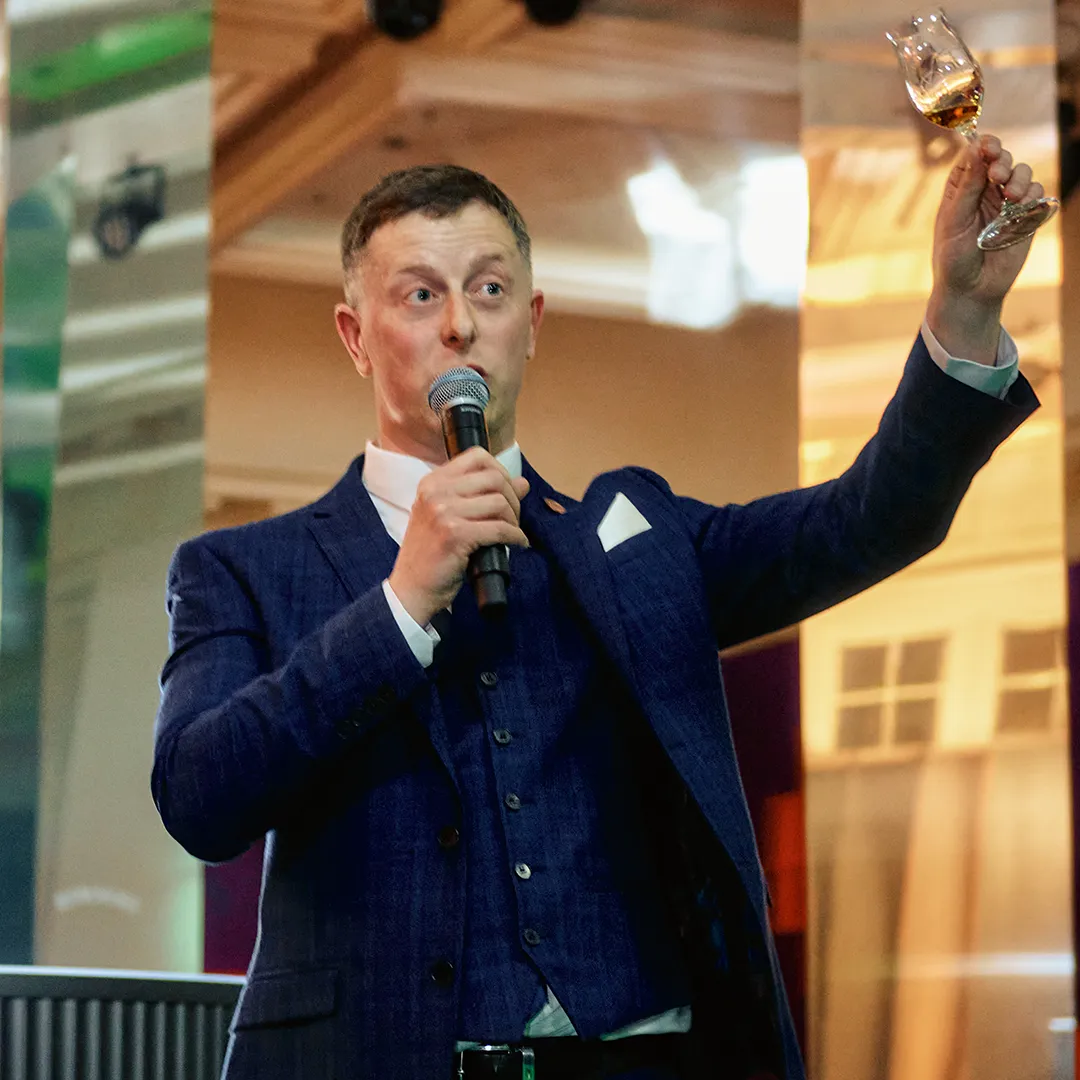 Dr Calum Fraser Bowmores Master Blender
